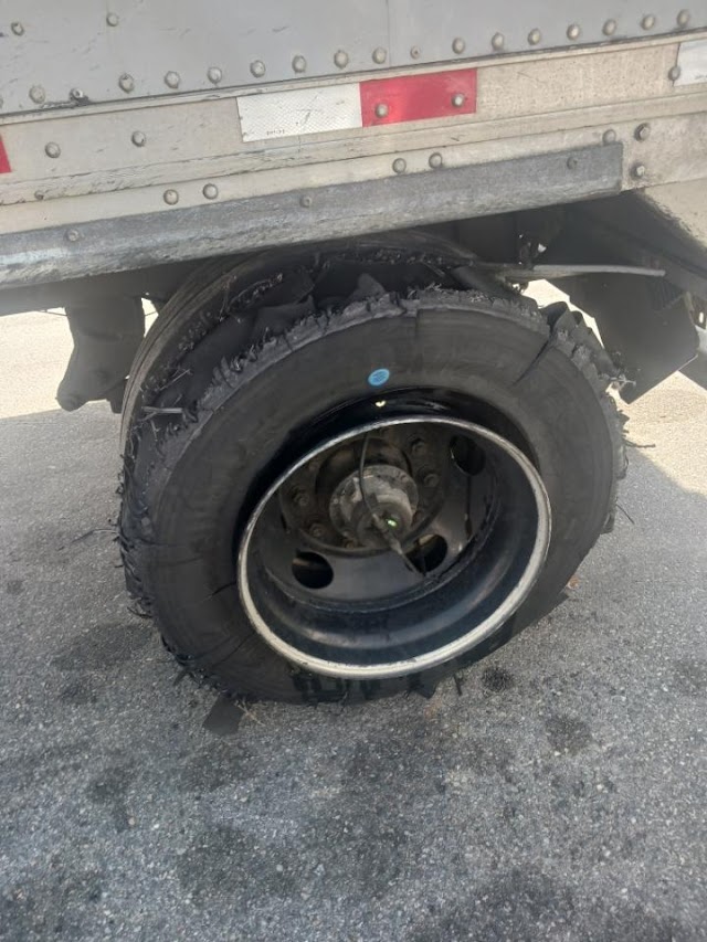 24/7 Diesel and Tire Repair photo 2