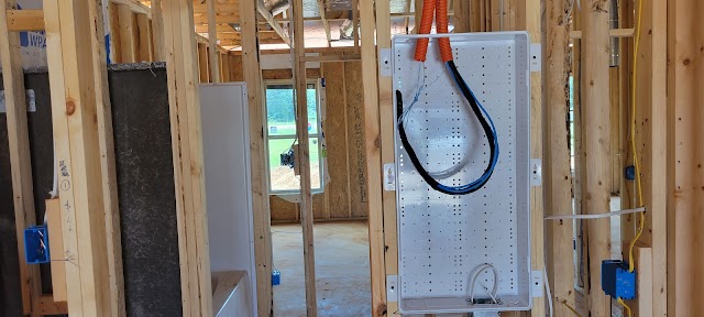 47E Custom Electrical & Energy photo 2