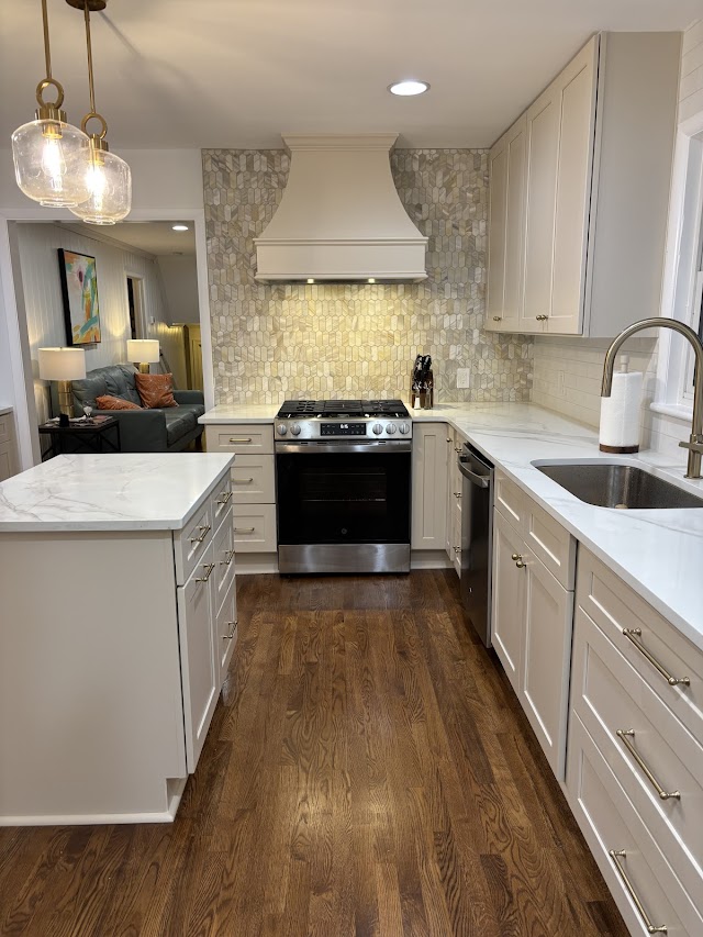 7 Day Kitchen photo 2