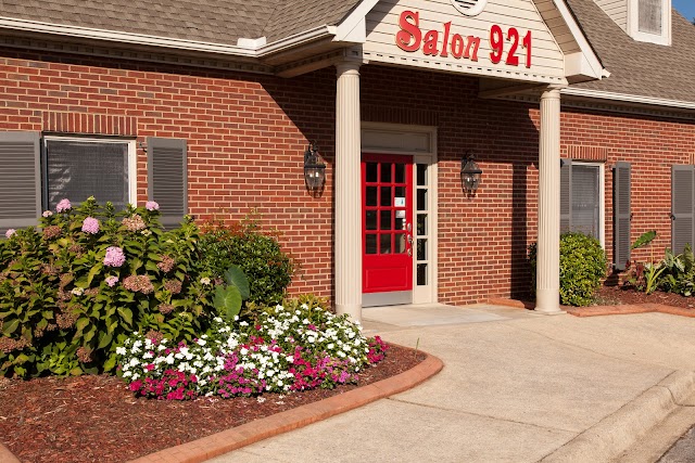 921 Salon & Spa