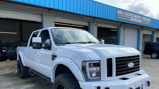 A & J AUTO BODY REPAIR LLC photo 2