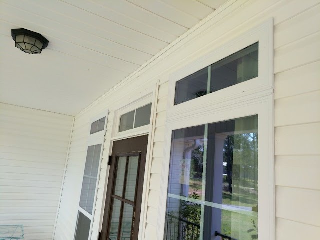 A & P Pressure Washing & Window Cleaning
