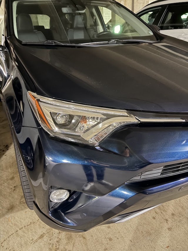 A Plus Windshield Repair & Headlight Restoration, LLC photo 2