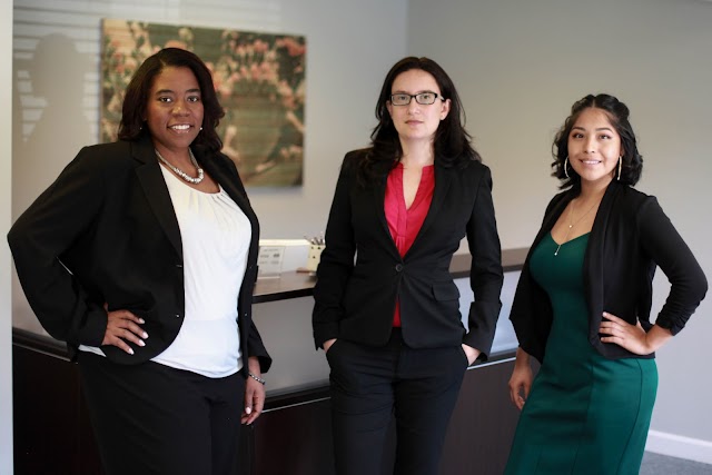 Abogada Giovanna Andrea Holden - Holden Law Firm - Gainesville photo 2