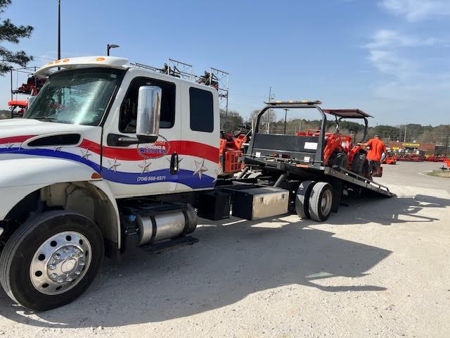 Advance Towing & Recovery photo 1