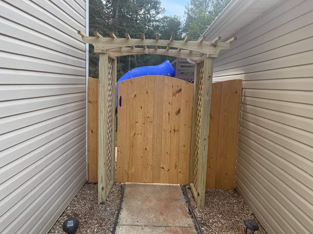Affordable Custom Fence