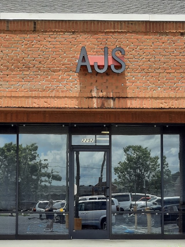 AJS Junk Removal photo 2