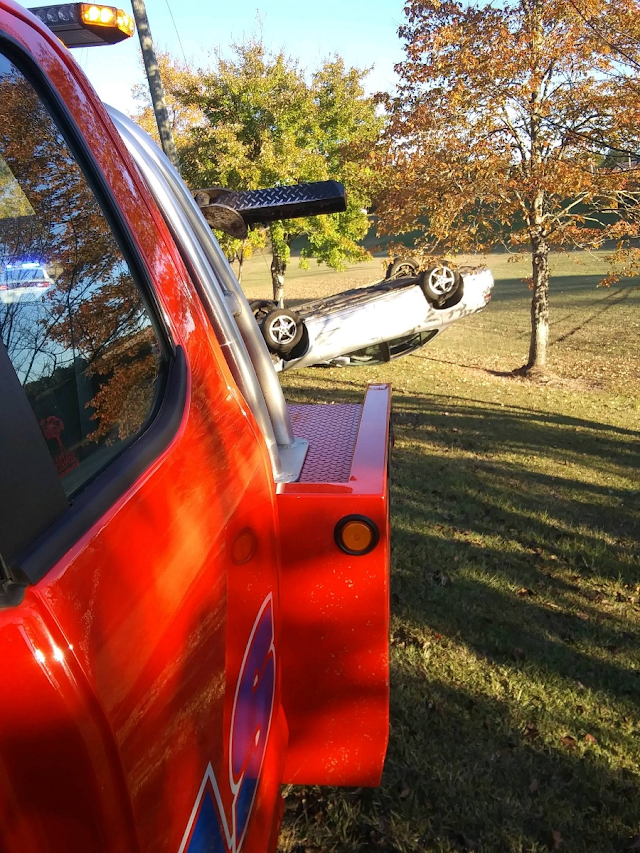 Atlas Recovery & Towing photo 3