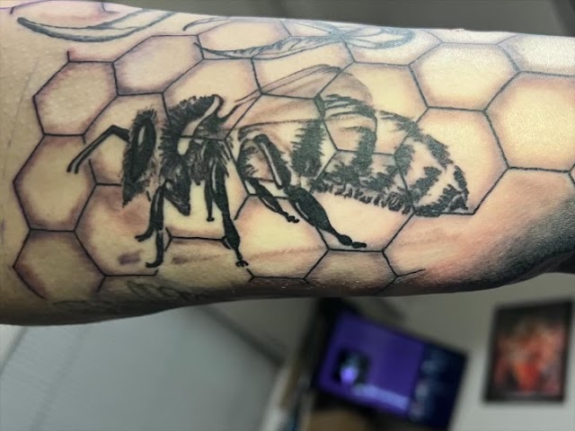 Atomic Tattoo and Piercing photo 4
