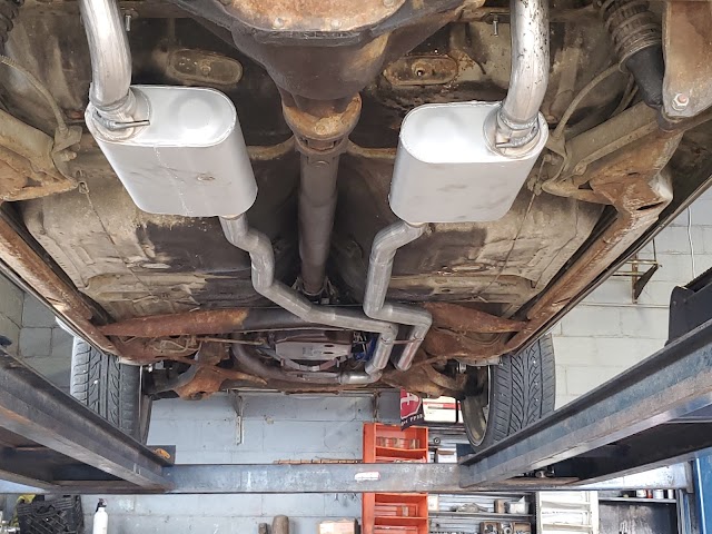 B M Muffler photo 4