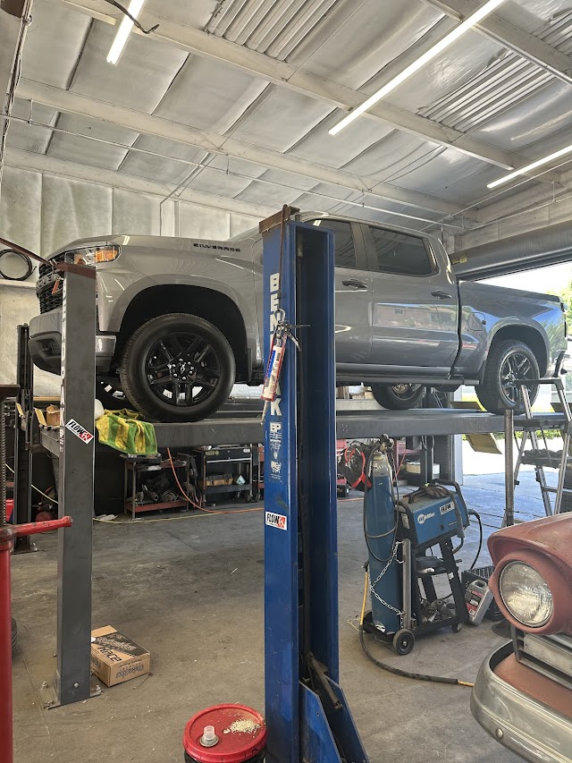 Barry's Muffler & Brake Center photo 2