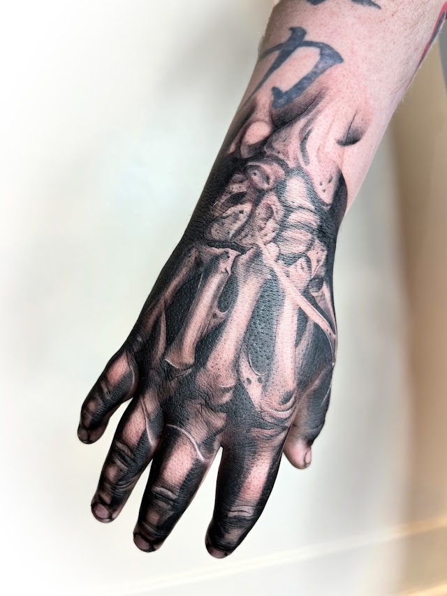 Best Tattoo Shop Savannah | Paris Joelle Tattoos photo 4