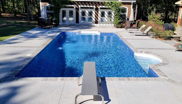Big Wave Pool & Patio photo 1