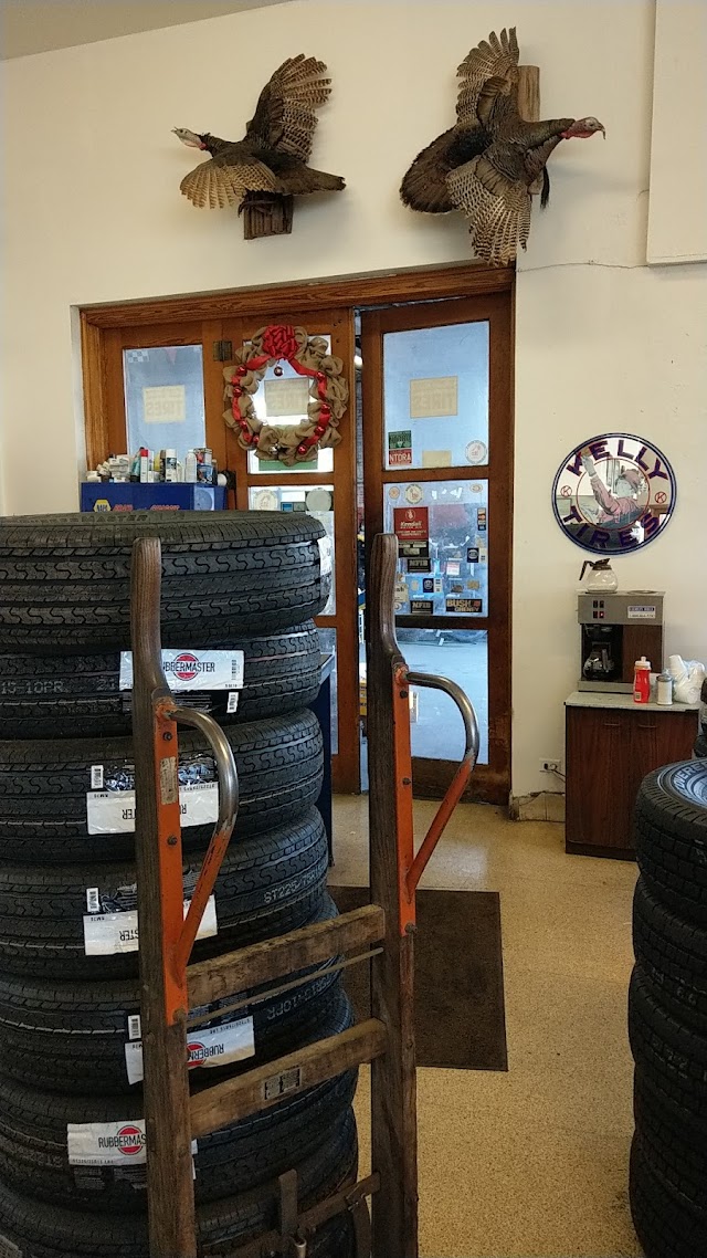 Bill Thompson Tire Service photo 2