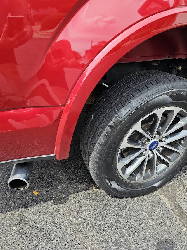 Bill Thompson Tire Service photo 3