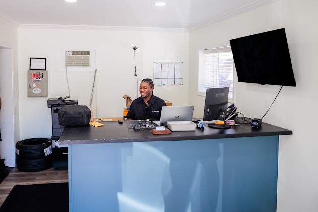 Blue Ridge Automotive - European & Domestic photo 4