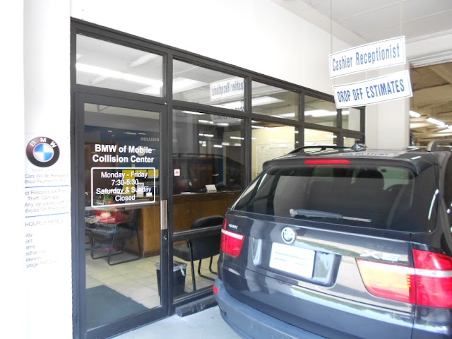 BMW of Mobile Collision Center photo 4