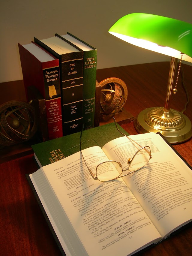 Bond & Botes Law Offices photo 2