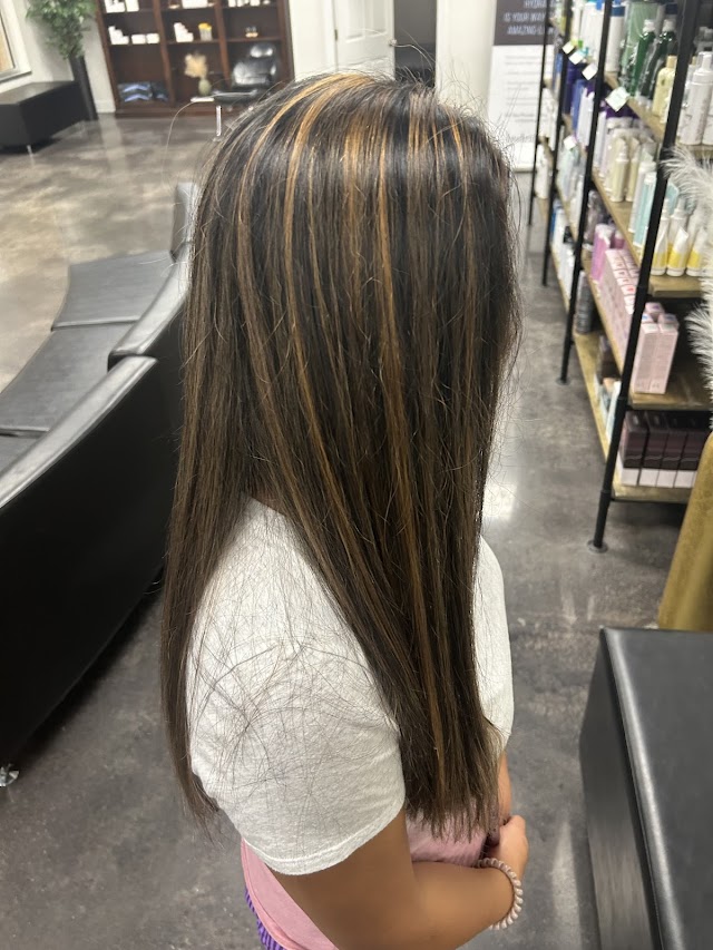 Boulevard Salon photo 4