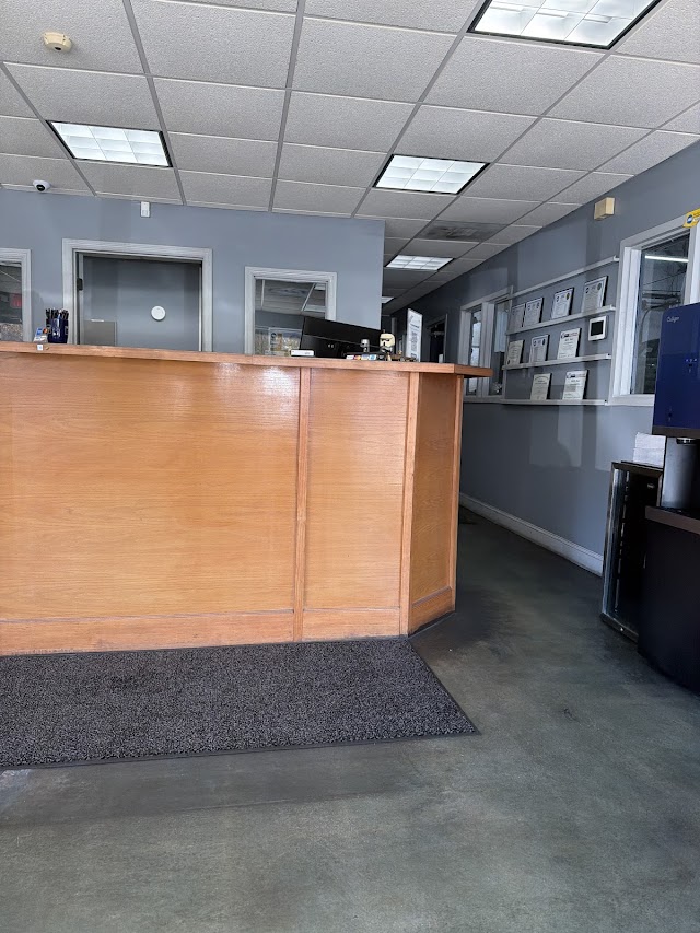 Braxton Automotive Howell Mill - European photo 2