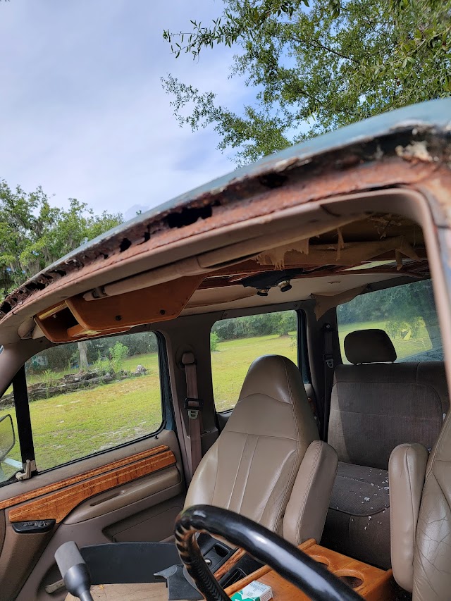 Brown's Auto Glass