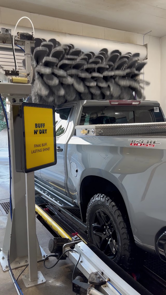 Bubbles Express Car Wash photo 3