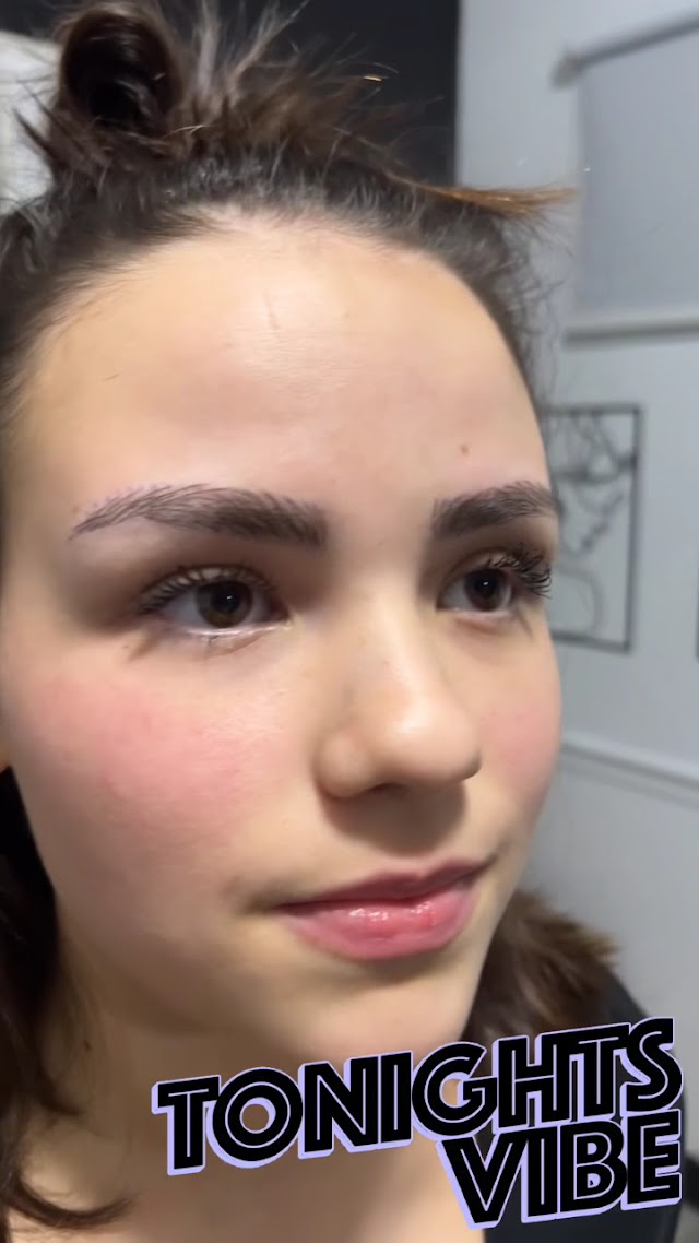 Butterfly Brows photo 2