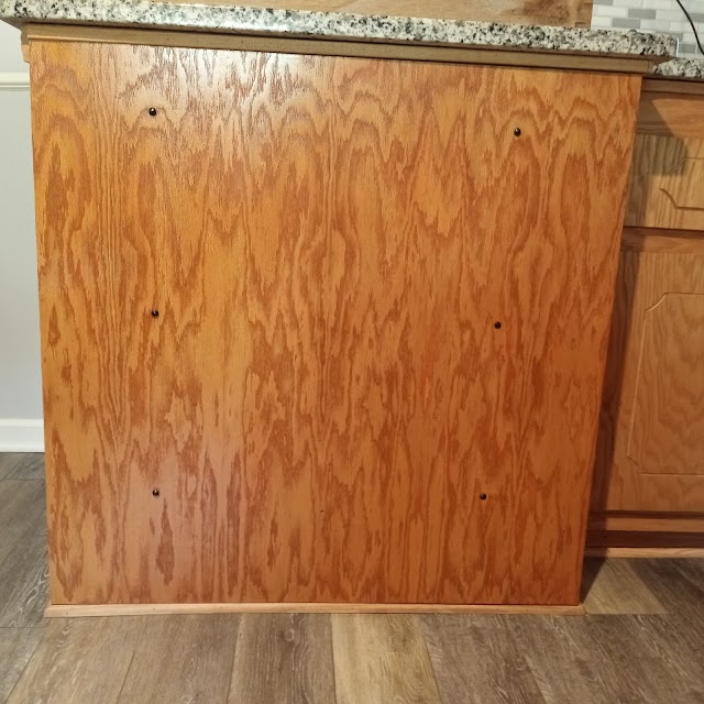 Cabinet Embellishment photo 3