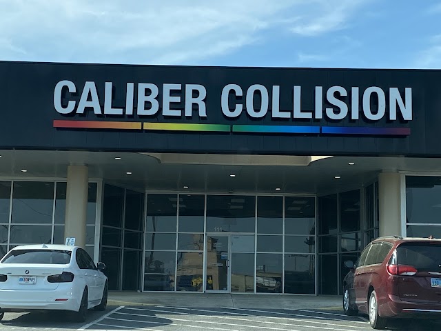 Caliber Collision photo 2