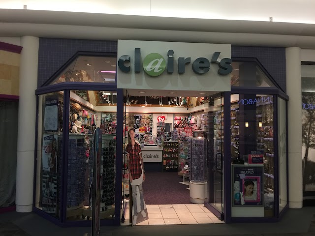 Claire's photo 3