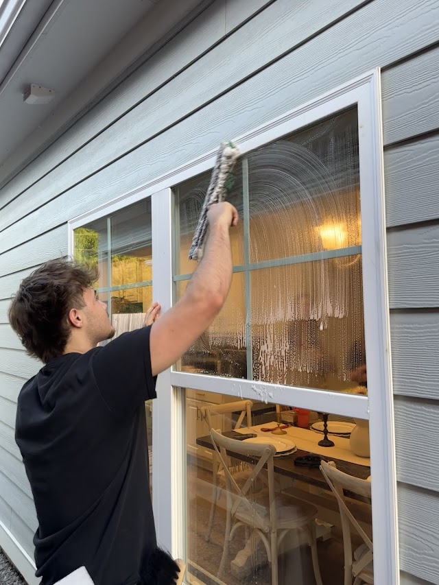 Coconut Window Cleaning