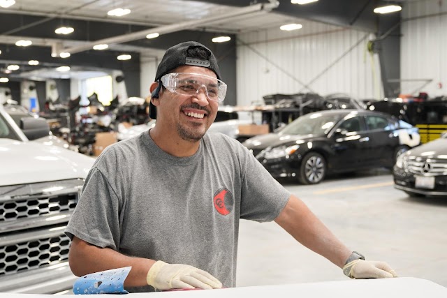 Crash Champions Collision Repair Valdosta Road photo 4