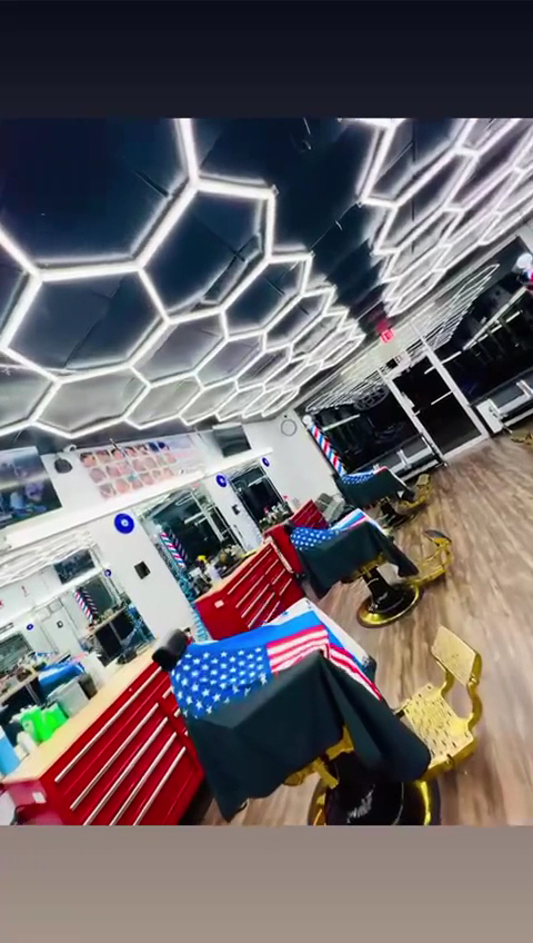 Dani's Barbershop photo 3
