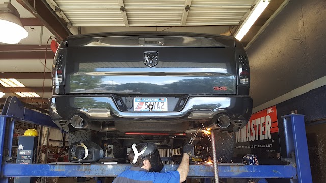 Dean's Auto & Exhaust photo 2