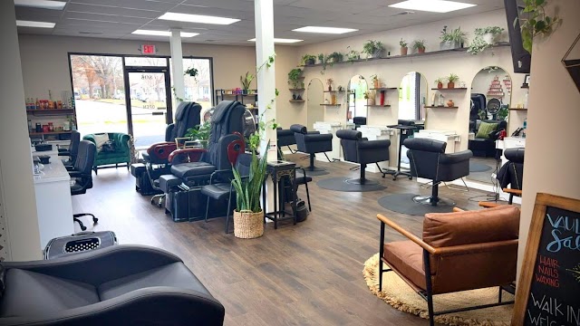 Deloain New York Salon photo 2
