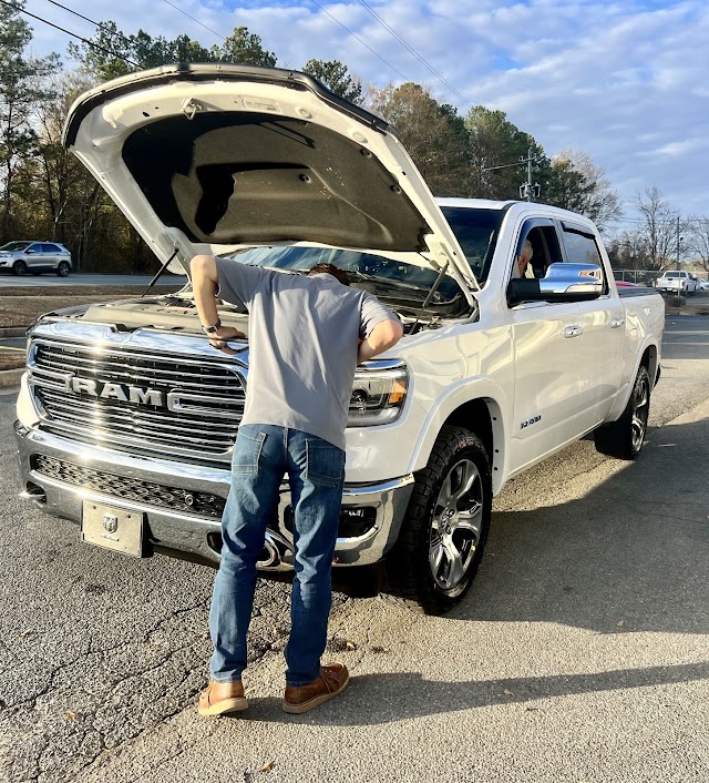 Dent Tricks Auto Appearance Specialist photo 4
