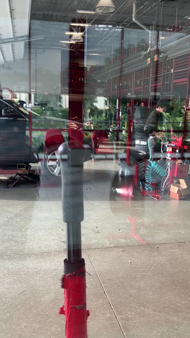 Discount Tire photo 3