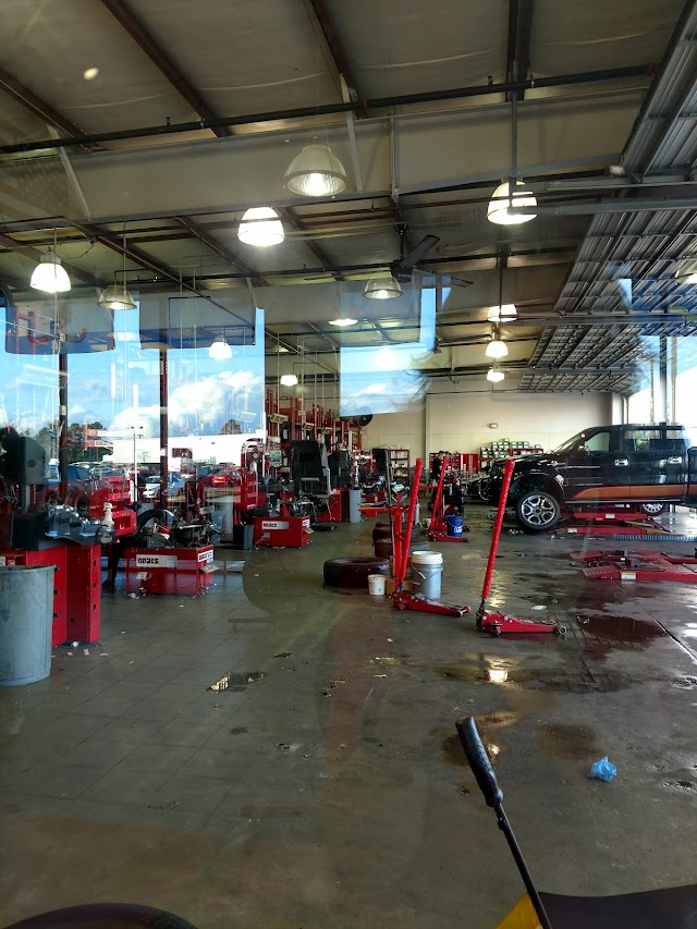 Discount Tire photo 2