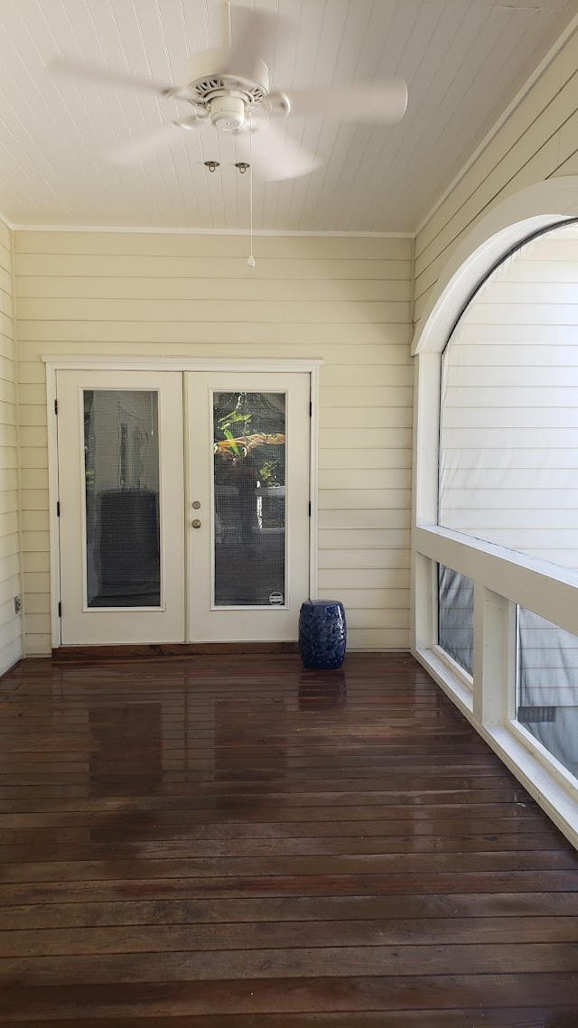 Divine Shine Pressure Washing photo 2