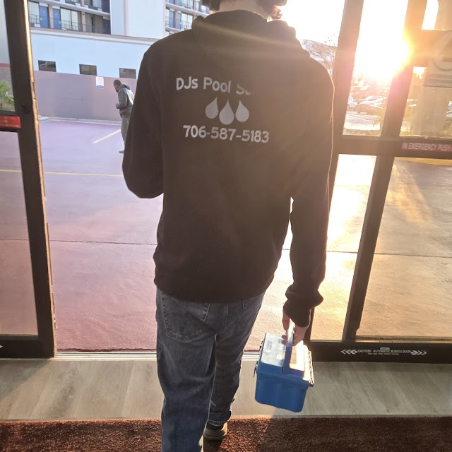DJs Pool Service