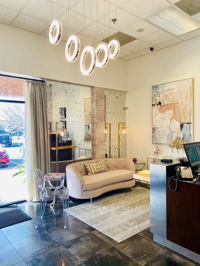 Doug's 2 Salon photo 4