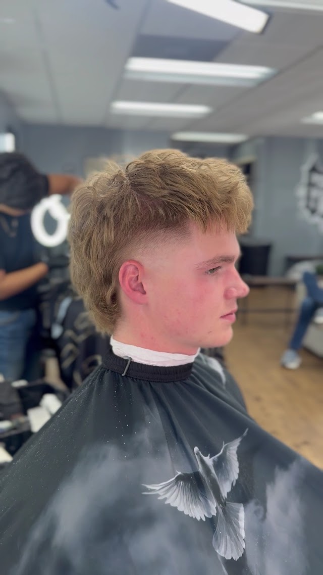 EB Barbershop photo 3