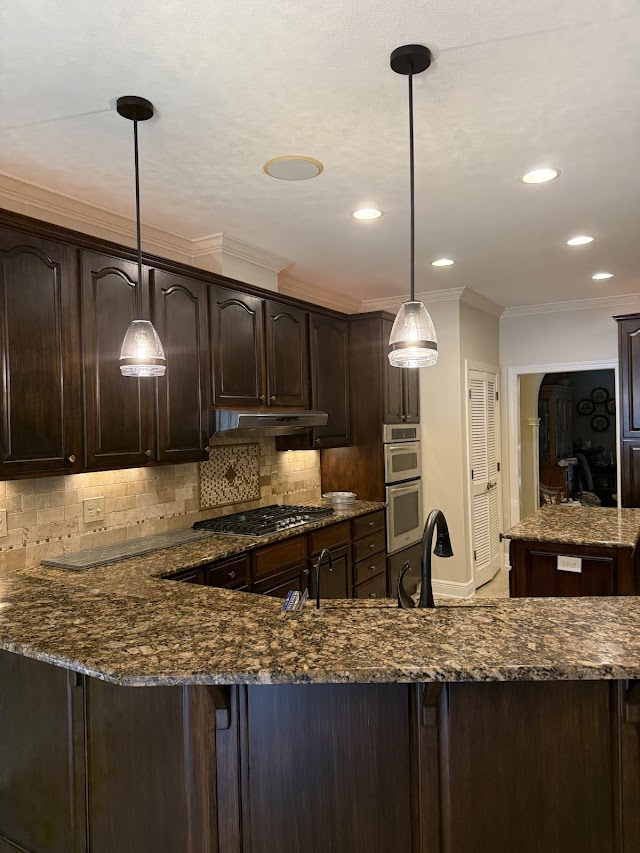 Eli's Pro Painters Premium Painting Services photo 2