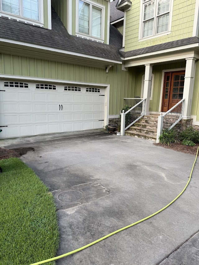 Elite Exterior Soft/Pressure Washing LLC photo 2