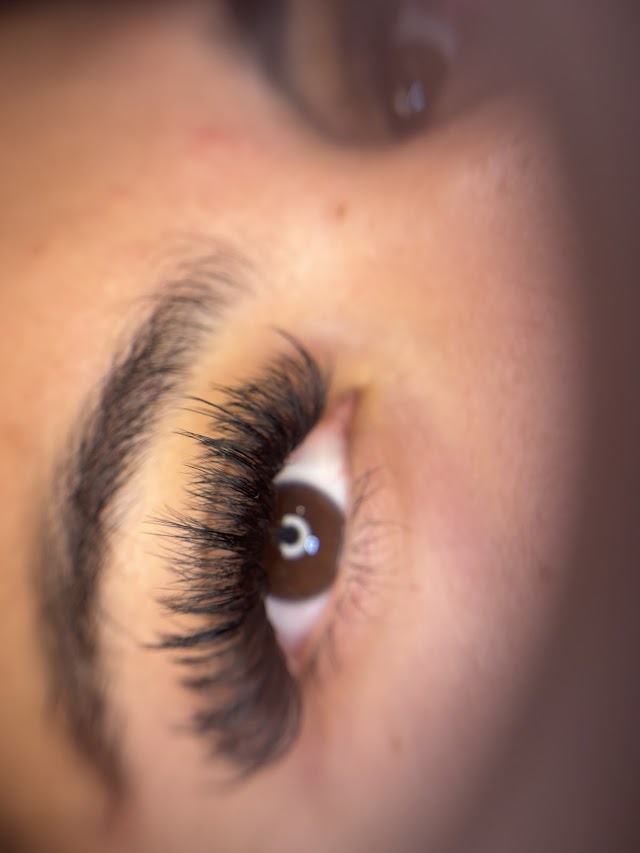 EM Lash Studio (Inside Oakwood Walmart) photo 4