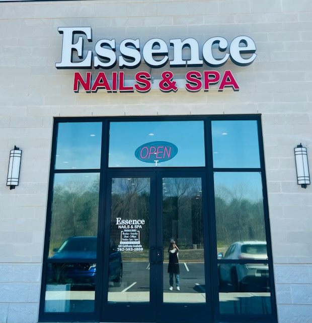 Essence Nails & Spa photo 4