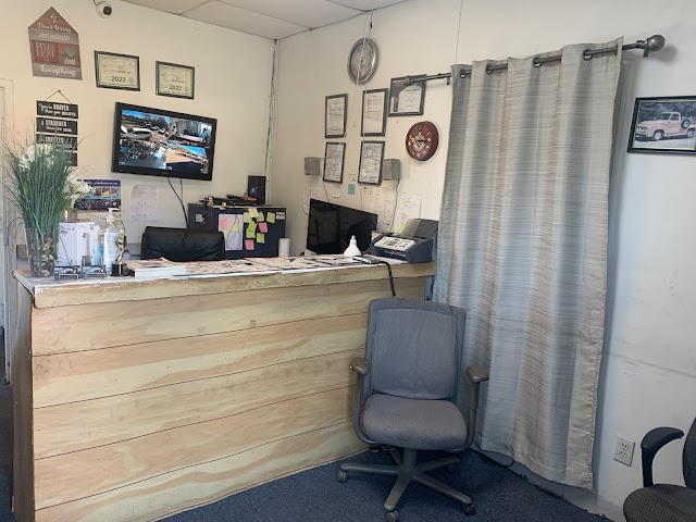 Excellent Towing Services LLC photo 2