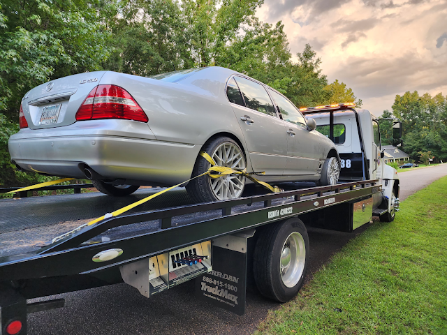 Excellent Towing Services LLC photo 3