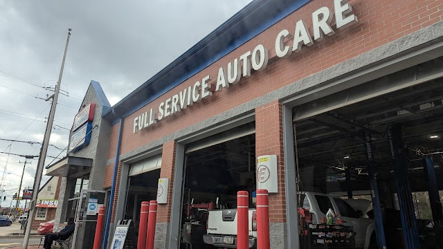 Express Oil Change & Tire Engineers photo 3