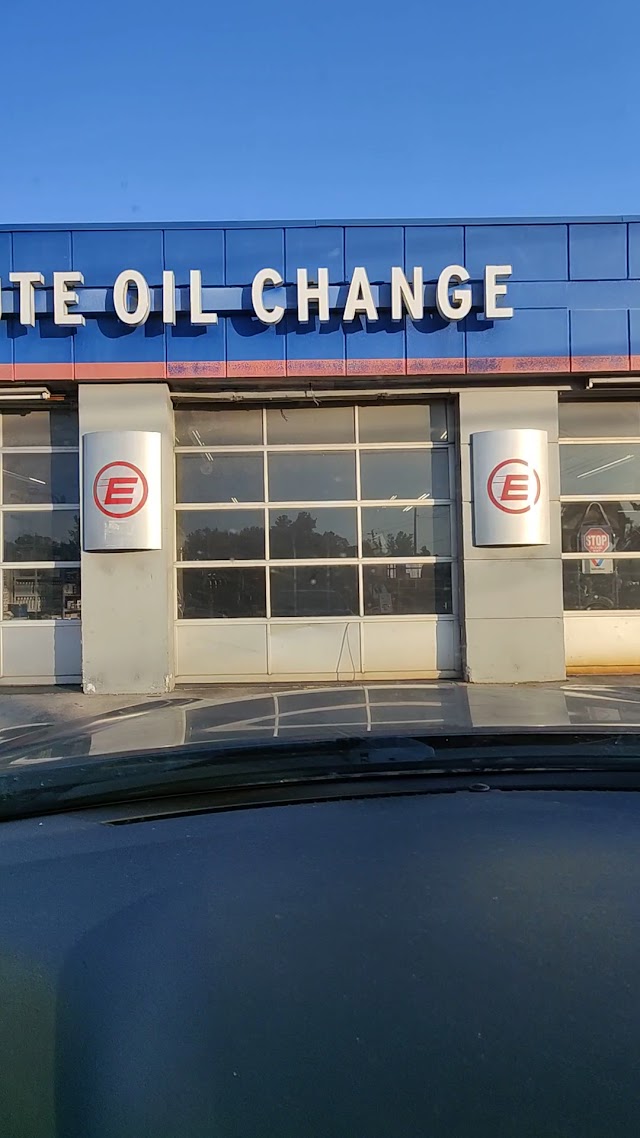 Express Oil Change & Tire Engineers photo 3